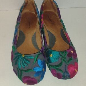 The Root Collective gabby flats size 8 Floral Embroidery